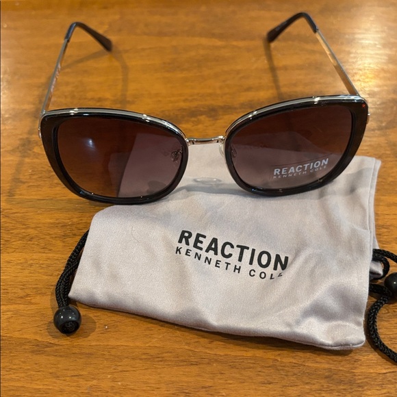 Kenneth Cole Reaction Black and Silver Sunglassesj main image 5